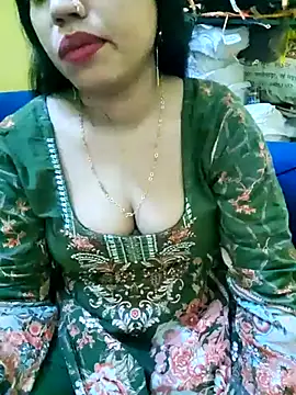 Haniya-143 online show from October 25, 2025, 11:32 pm