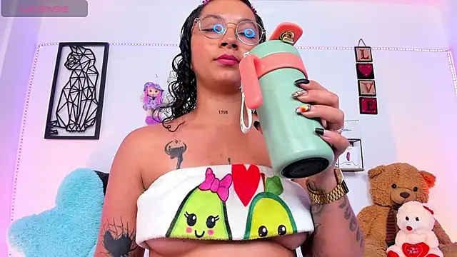 Mari Sweett online show from January 16, 2025, 12:23 am