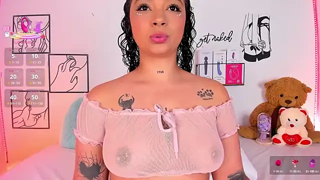 Snapshot of Mari_Sweett chatting on September 21, 2025, 12:40 pm Mari Sweett online show from September 21, 2025, 12:40 pm