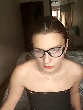 Snapshot of Magic__smile chatting on February 5, 2025, 11:34 am Magic smile online show from February 5, 2025, 11:34 am