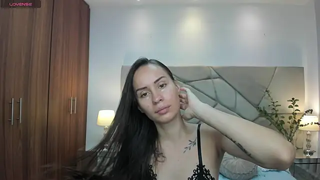 Snapshot of kiim_sweett chatting on February 21, 2025, 11:11 am kiim sweett online show from February 21, 2025, 11:11 am