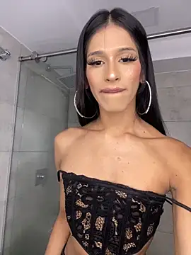 Nicol ofi24 online show from October 20, 2025, 5:35 pm