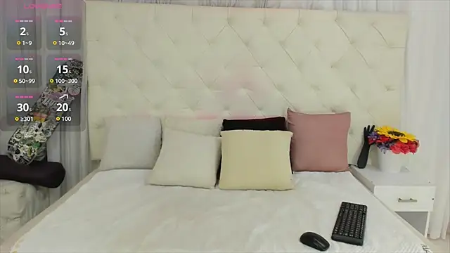 Snapshot of Valerik_cano1 chatting on September 15, 2025, 12:16 pm Valerik cano1 online show from September 15, 2025, 12:16 pm