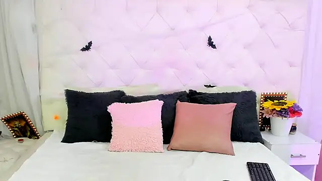 Snapshot of Valerik_cano1 chatting on October 21, 2025, 2:40 pm Valerik cano1 online show from October 21, 2025, 2:40 pm