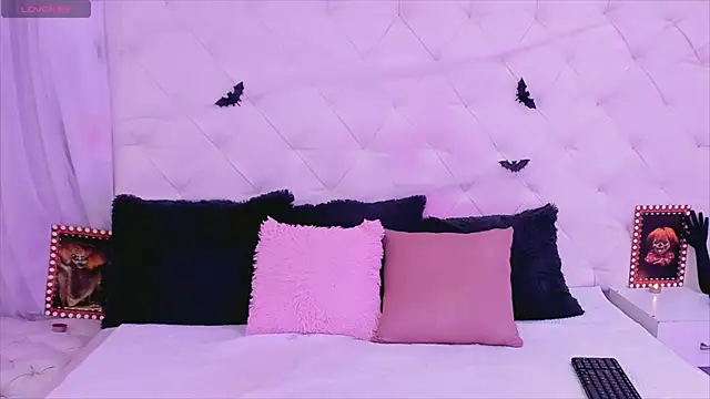 Snapshot of Valerik_cano1 chatting on October 23, 2025, 2:05 pm Valerik cano1 online show from October 23, 2025, 2:05 pm