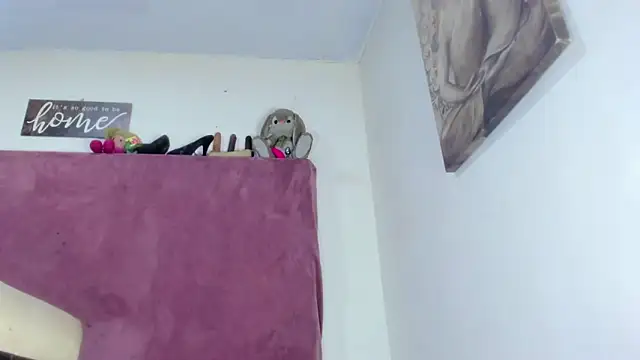 salomezanin online show from February 19, 2025, 11:36 pm