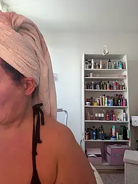 Engel mia online show from June 22, 2026, 8:44 am