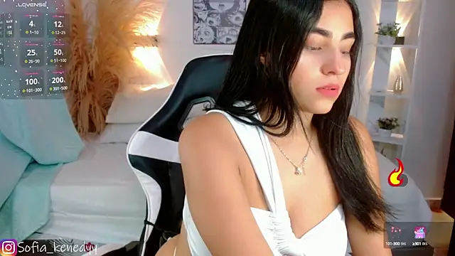 Sofia kenedyy online show from January 9, 2025, 9:05 pm