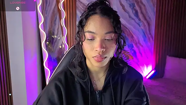 penelope tay1 online show from June 15, 2026, 2:47 am