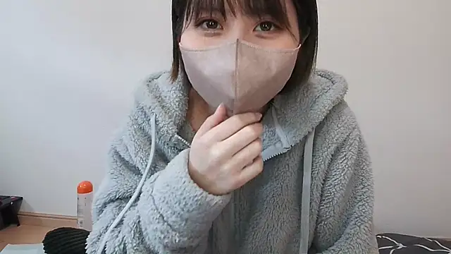 -anzu-o online show from January 16, 2025, 5:32 am