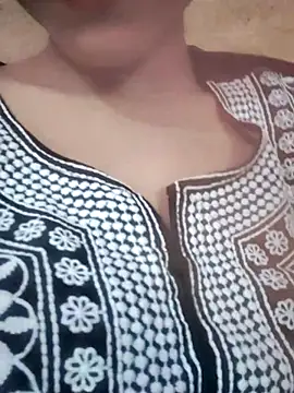 Snapshot of Babby_girl08 chatting on October 29, 2025, 5:14 pm Babby girl08 online show from October 29, 2025, 5:14 pm