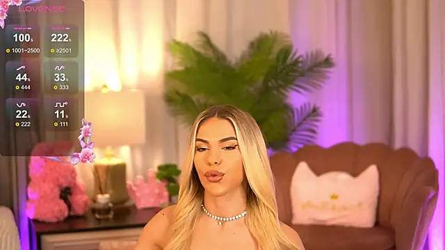 ChloeVelvet online show from January 23, 2025, 11:15 pm