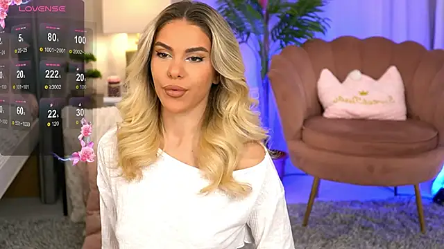 ChloeVelvet online show from March 6, 2025, 9:20 pm
