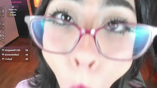 vampy dolll online show from January 9, 2025, 12:25 am