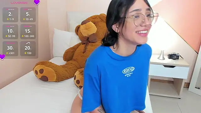 jaade evergreen online show from November 10, 2025, 6:18 pm