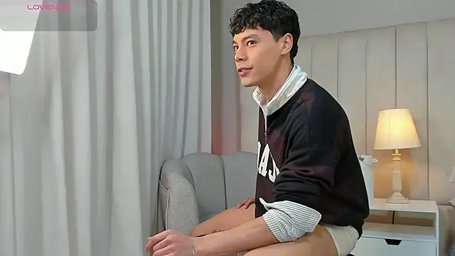 Dammon Stallion online show from November 25, 2025, 5:02 pm