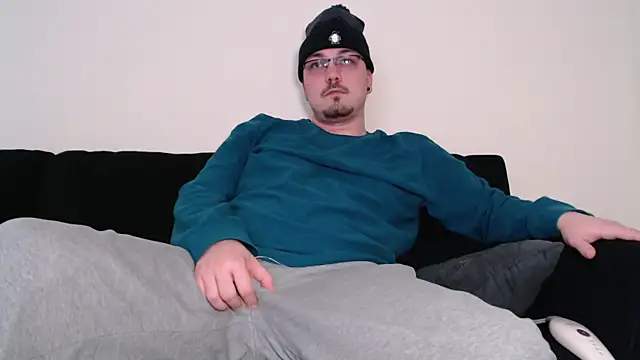 cmichaelxxx online show from February 22, 2025, 6:52 pm