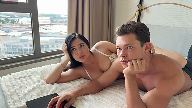 Snapshot of BestModelsDuo chatting on June 18, 2026, 2:21 pm BestModelsDuo online show from June 18, 2026, 2:21 pm