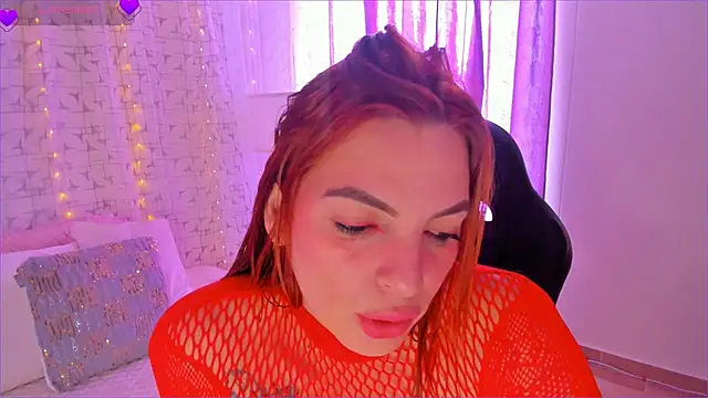 emilia rey  online show from March 2, 2025, 7:56 pm