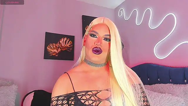 Missisabella  online show from September 12, 2025, 12:44 am