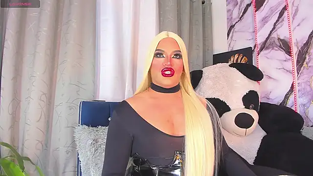 Missisabella  online show from June 18, 2026, 12:44 am