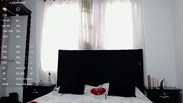 Snapshot of Beautifulkattia chatting on February 10, 2025, 1:33 pm Beautifulkattia online show from February 10, 2025, 1:33 pm