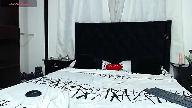 Snapshot of Beautifulkattia chatting on March 8, 2025, 5:17 am Beautifulkattia online show from March 8, 2025, 5:17 am