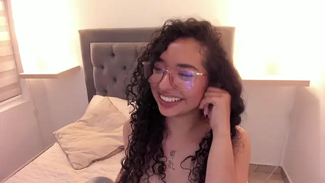 AUDREY HARRIS online show from January 18, 2025, 2:25 am