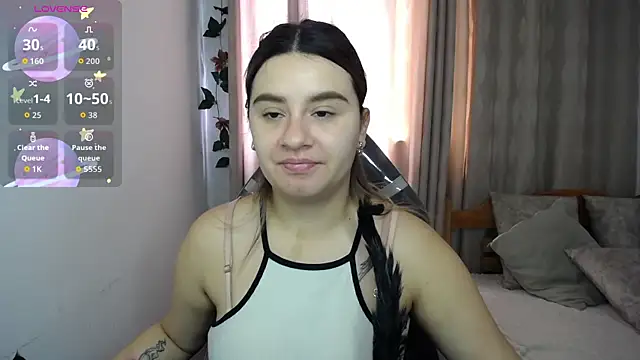 SaraBraun  online show from December 5, 2025, 4:58 pm