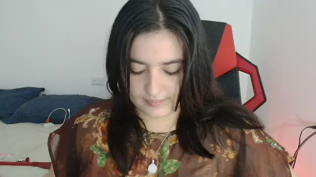 Jessica Cuteass18 online show from September 19, 2025, 1:56 pm