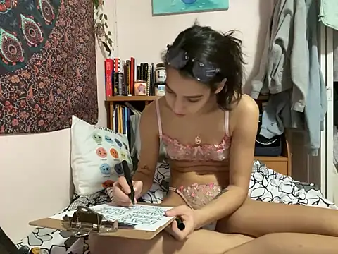 Snapshot of naughtynadia0502 chatting on January 15, 2025, 12:51 am naughtynadia0502 online show from January 15, 2025, 12:51 am