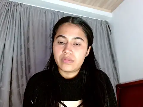 Snapshot of brihanna_lena chatting on November 28, 2025, 8:06 am brihanna lena online show from November 28, 2025, 8:06 am