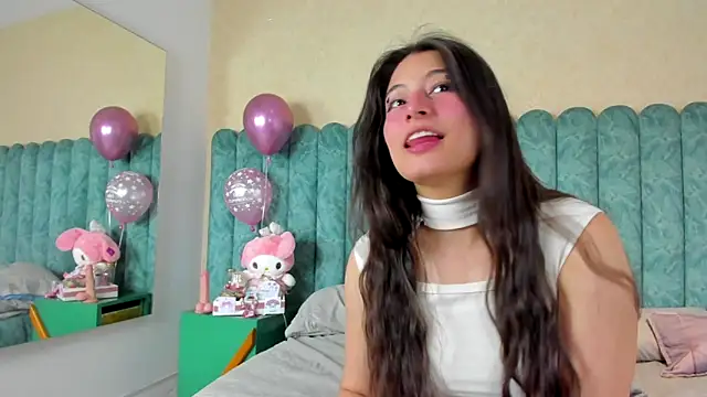 CarolineeMoreno online show from December 27, 2024, 7:57 pm