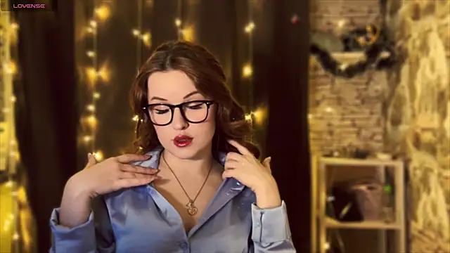 LaurenRossss online show from January 15, 2025, 11:40 pm