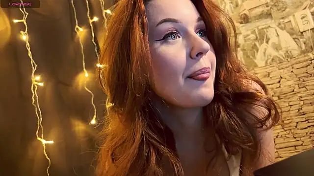 LaurenRossss online show from January 25, 2025, 11:00 pm