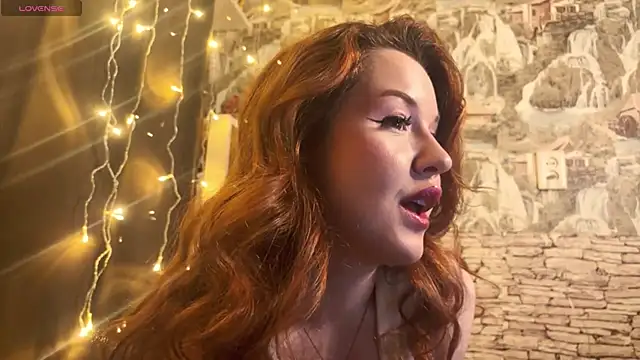 LaurenRossss online show from February 4, 2025, 11:38 pm