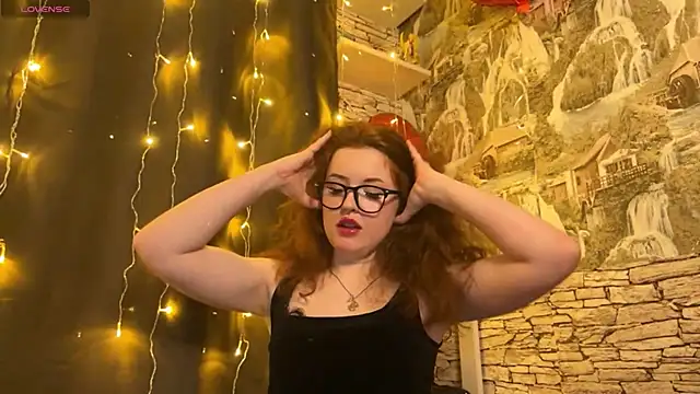 LaurenRossss online show from February 11, 2025, 1:52 am