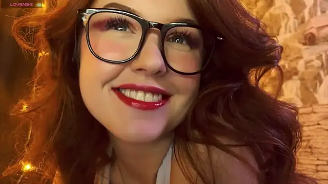 LaurenRossss online show from March 9, 2025, 12:00 am