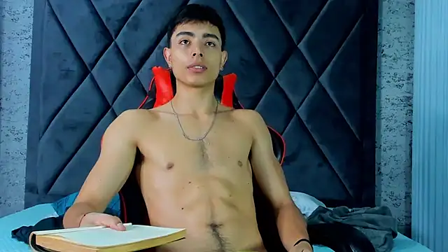 JoshRashfordd online show from March 11, 2025, 12:28 pm
