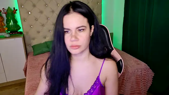 KattieSims online show from December 29, 2024, 8:37 pm