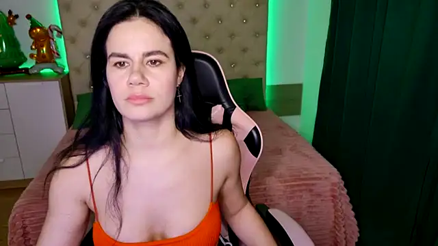 KattieSims online show from January 11, 2025, 11:46 pm