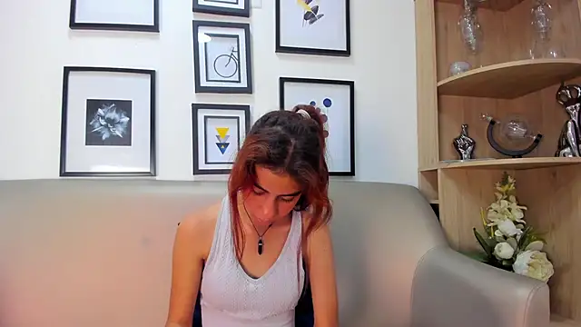 LiaKeller online show from March 18, 2025, 11:42 pm