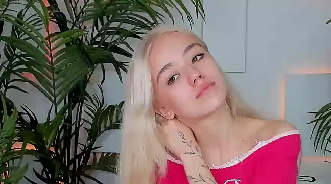 STELLA RICH online show from December 14, 2024, 1:39 am