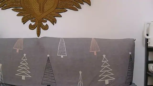 866532 online show from December 20, 2025, 5:25 am