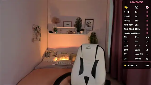 Snapshot of StephanieBoobs chatting on December 14, 2024, 10:24 am StephanieBoobs online show from December 14, 2024, 10:24 am