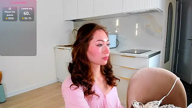 Snapshot of shellikeangel chatting on January 8, 2025, 7:03 am shellikeangel online show from January 8, 2025, 7:03 am