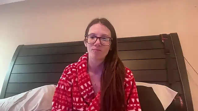 yourstrulylivy69 online show from February 10, 2025, 2:59 pm