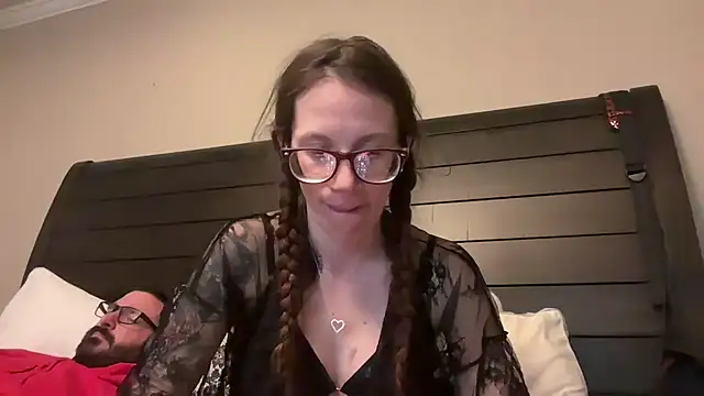 yourstrulylivy69 online show from February 21, 2025, 2:28 am