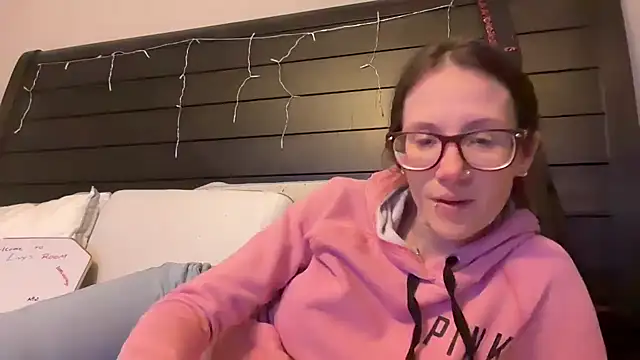 yourstrulylivy69 online show from February 27, 2025, 1:27 am