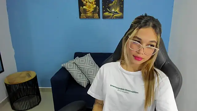 davinacaro online show from January 25, 2025, 12:27 am